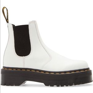 Dr Martens 2976 Quad Platform Chelsea Boot